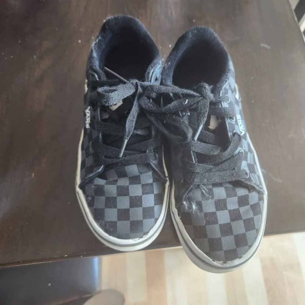 Vans gym shoes